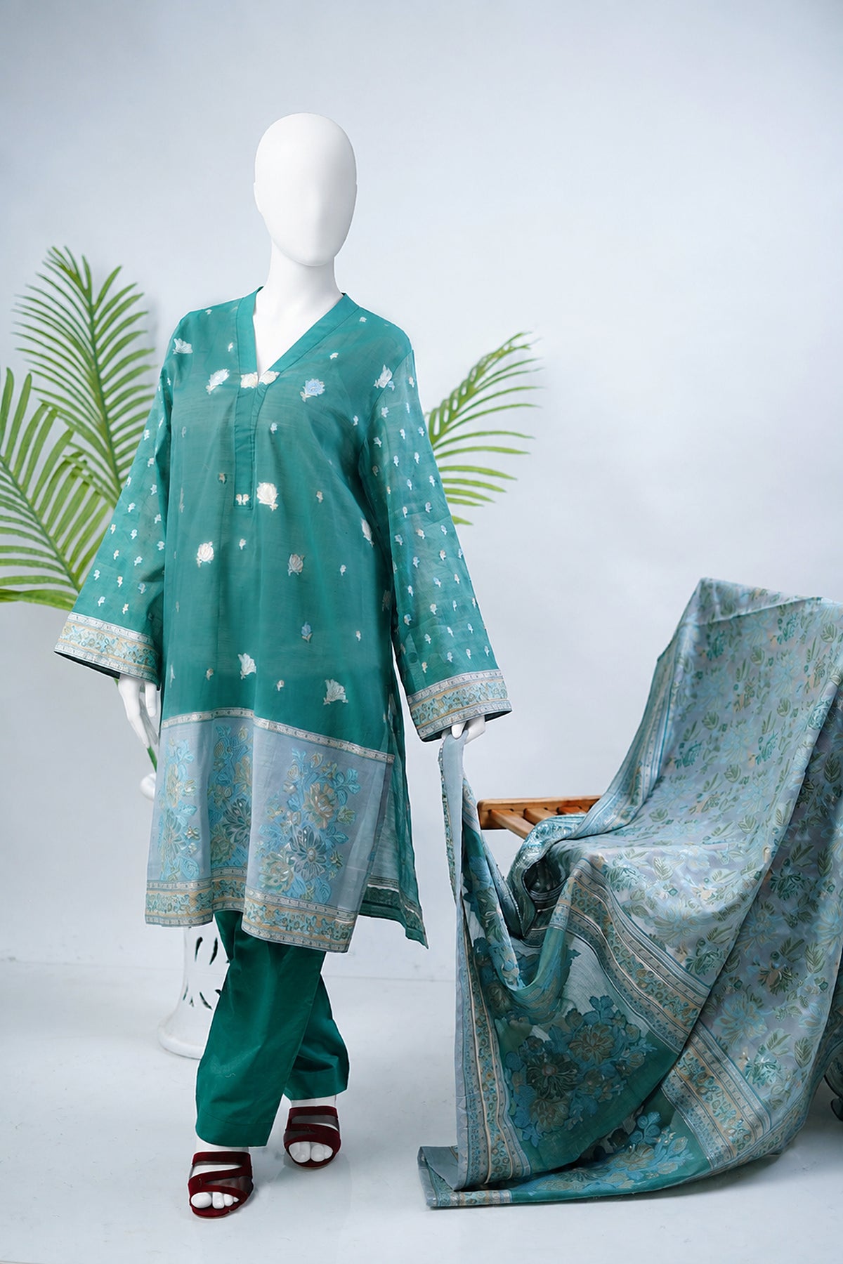 Unstitched 3pc Suit Kani Silk 06